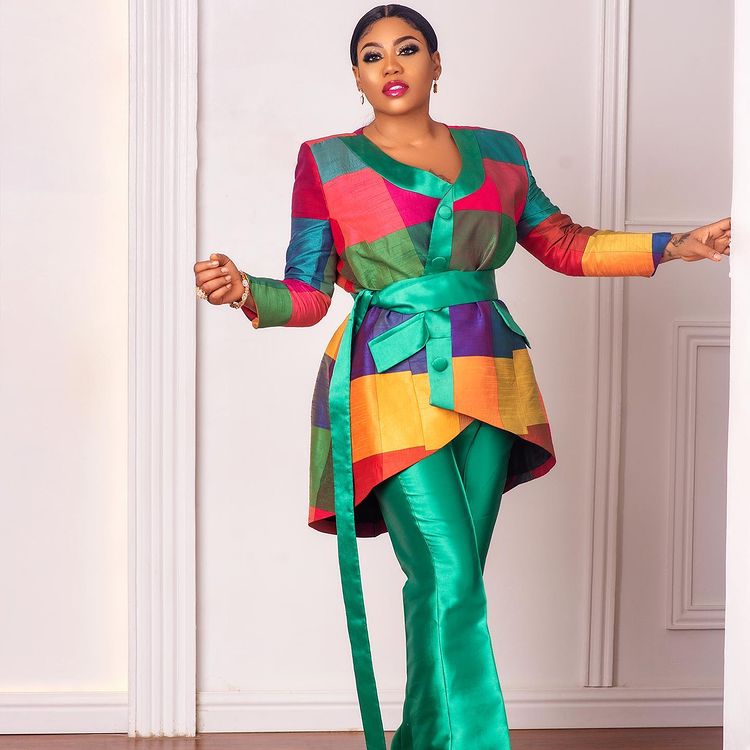 cute outfits from Toyin Lawani